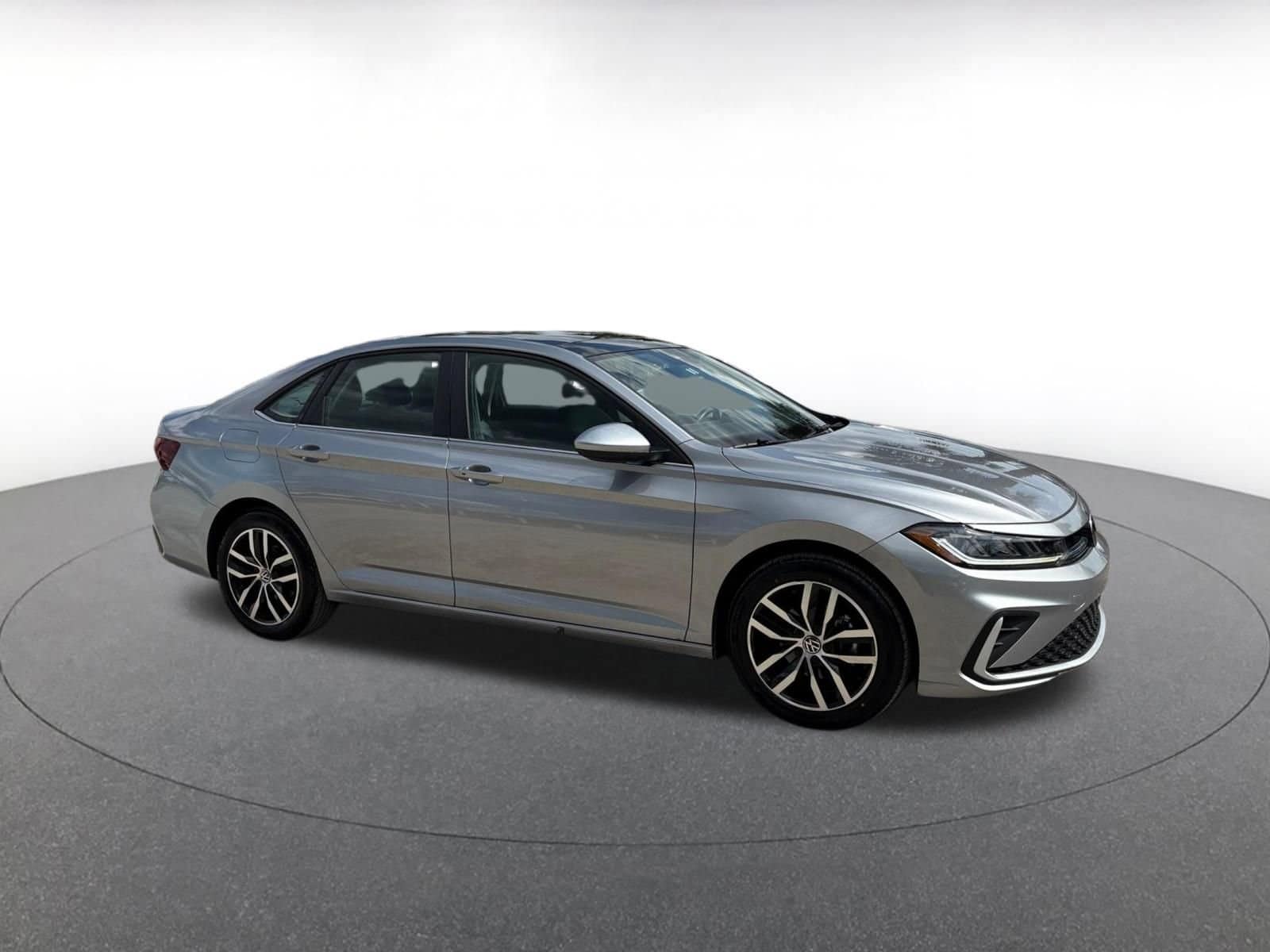 Thumbnail: 2025 Volkswagen Jetta - 1