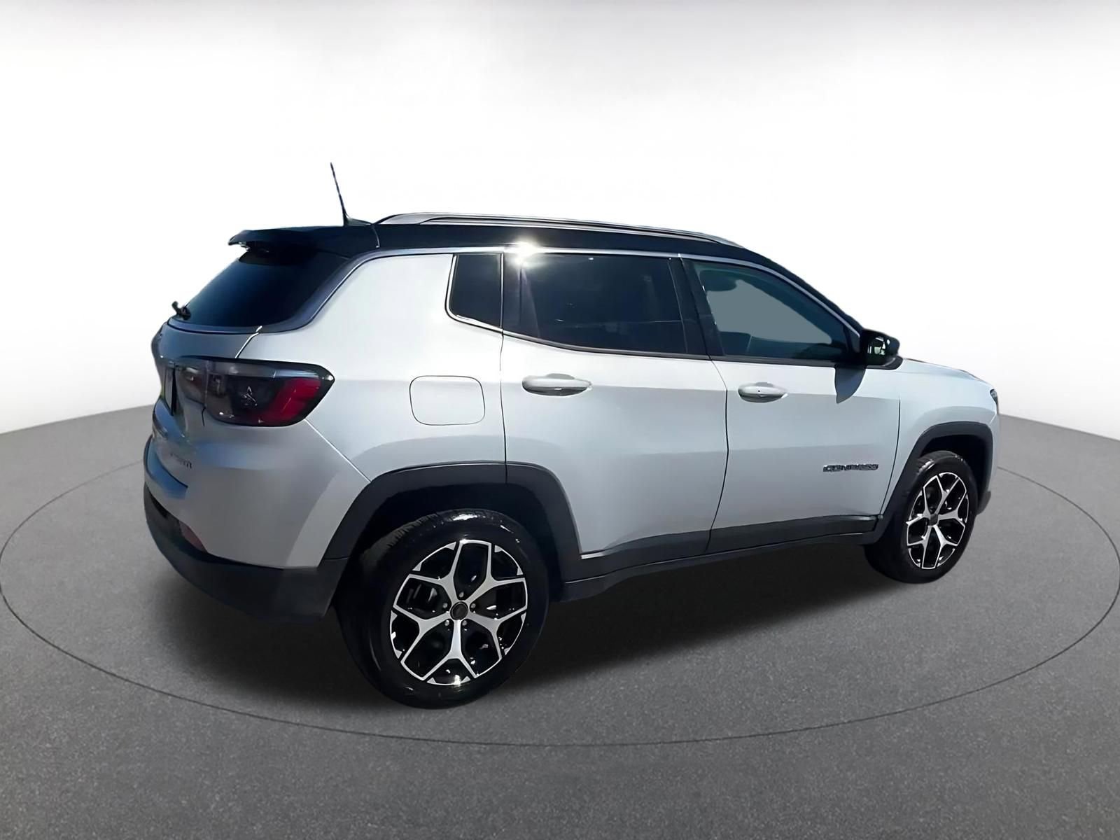 Thumbnail: 2025 Jeep Compass - 15
