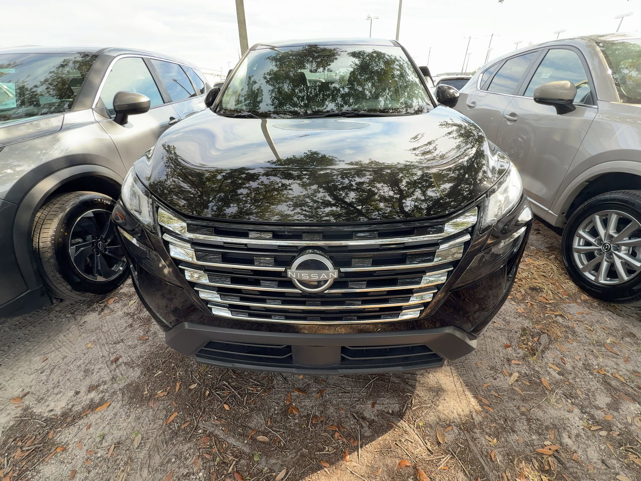 Thumbnail: 2025 Nissan Rogue - 2