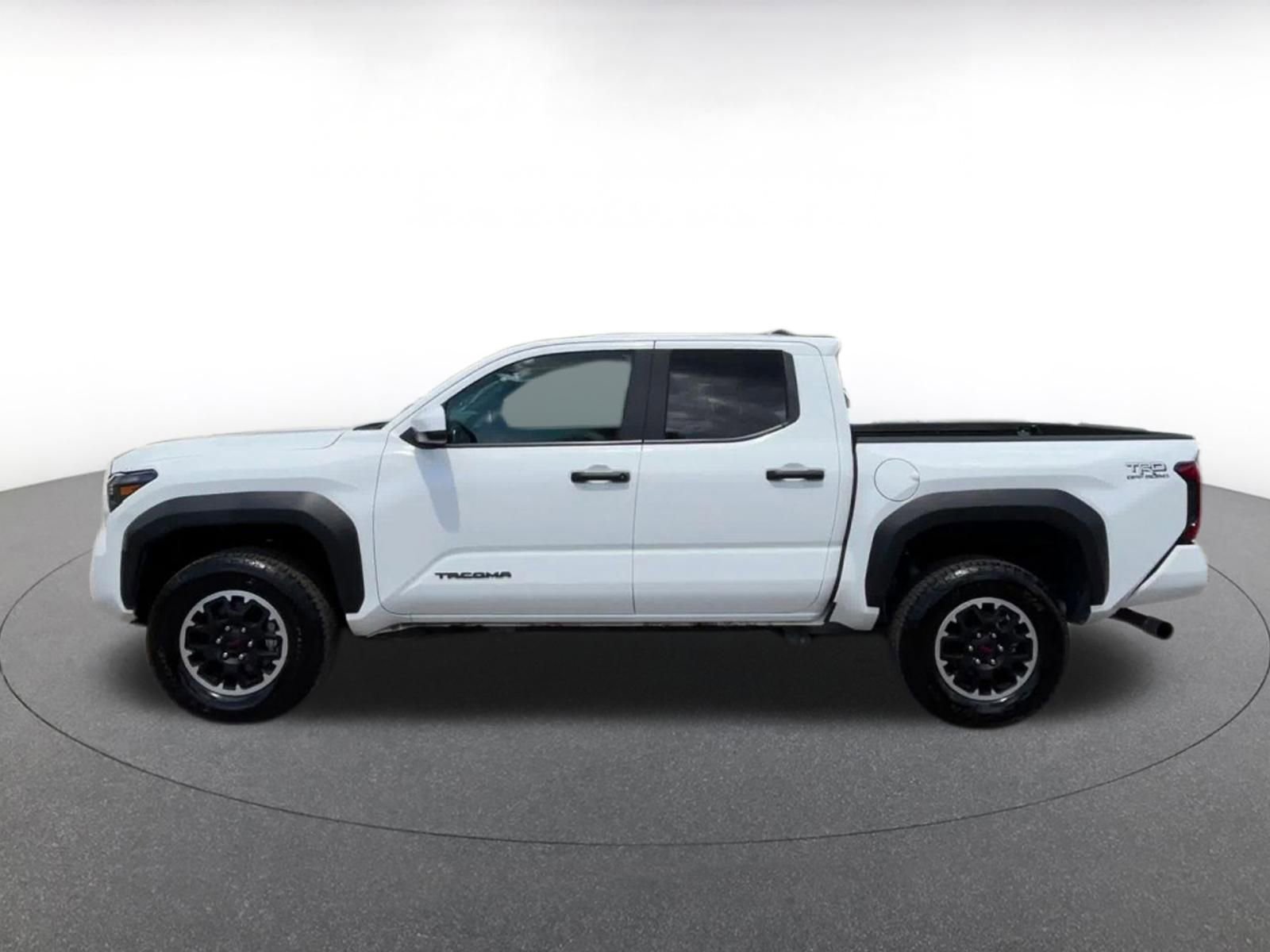 Thumbnail: 2025 Toyota Tacoma - 9