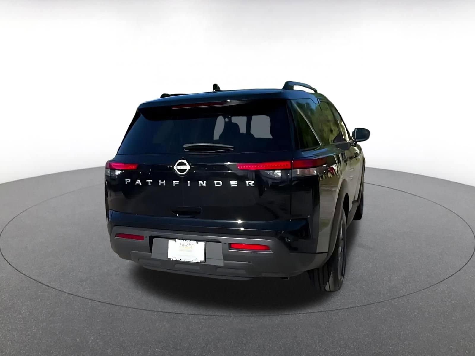 Thumbnail: 2025 Nissan Pathfinder - 14