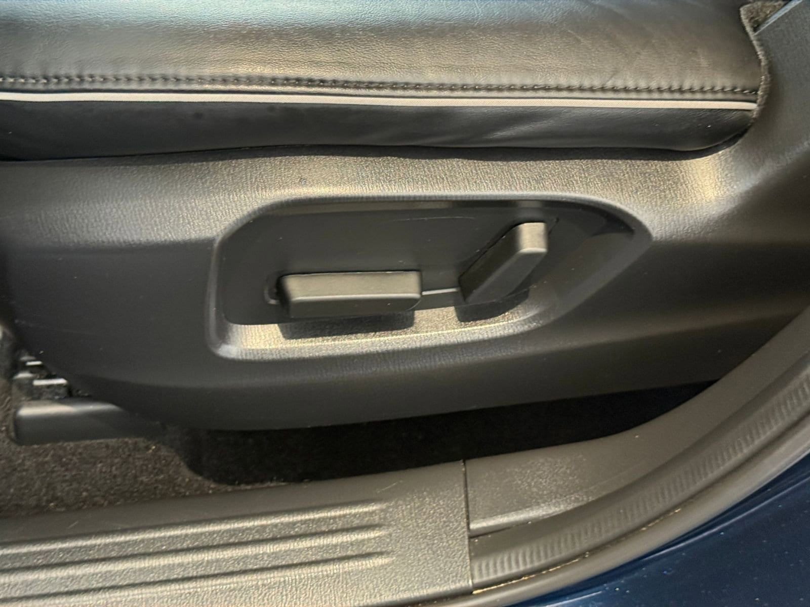 Thumbnail: 2025 Mazda CX-5 - 23