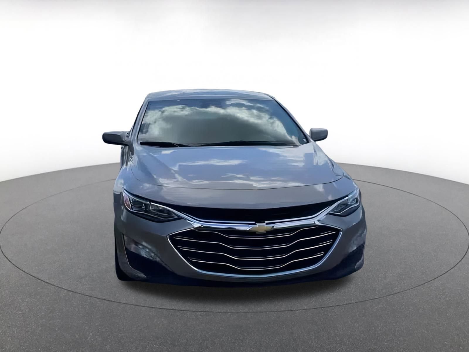 Thumbnail: 2024 Chevrolet Malibu - 4