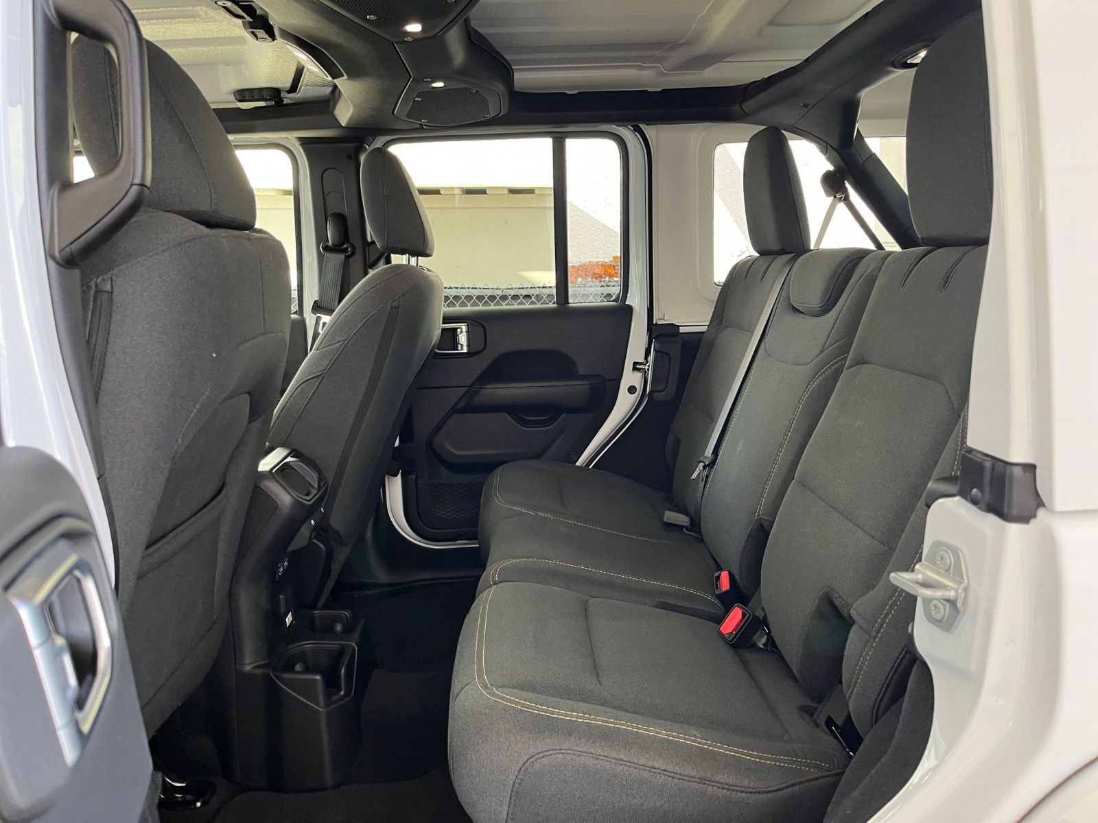 Thumbnail: 2025 Jeep Wrangler - 25