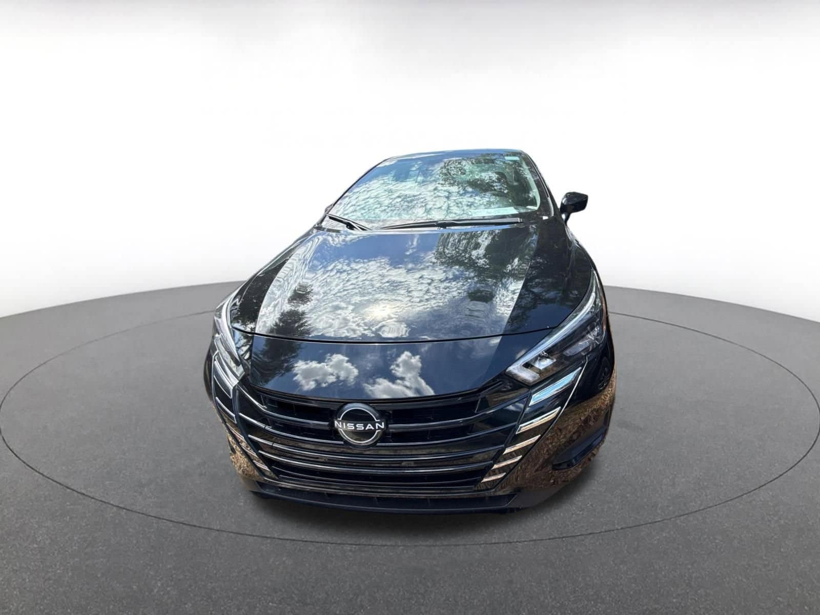 Thumbnail: 2025 Nissan Versa - 3