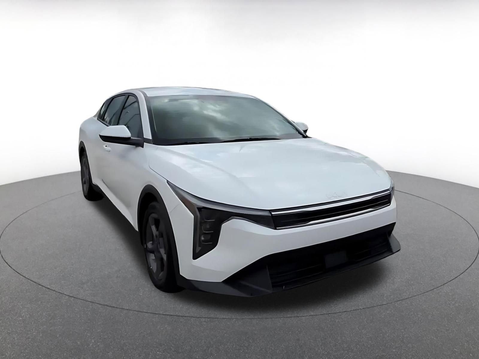 Thumbnail: 2025 Kia K4 - 3