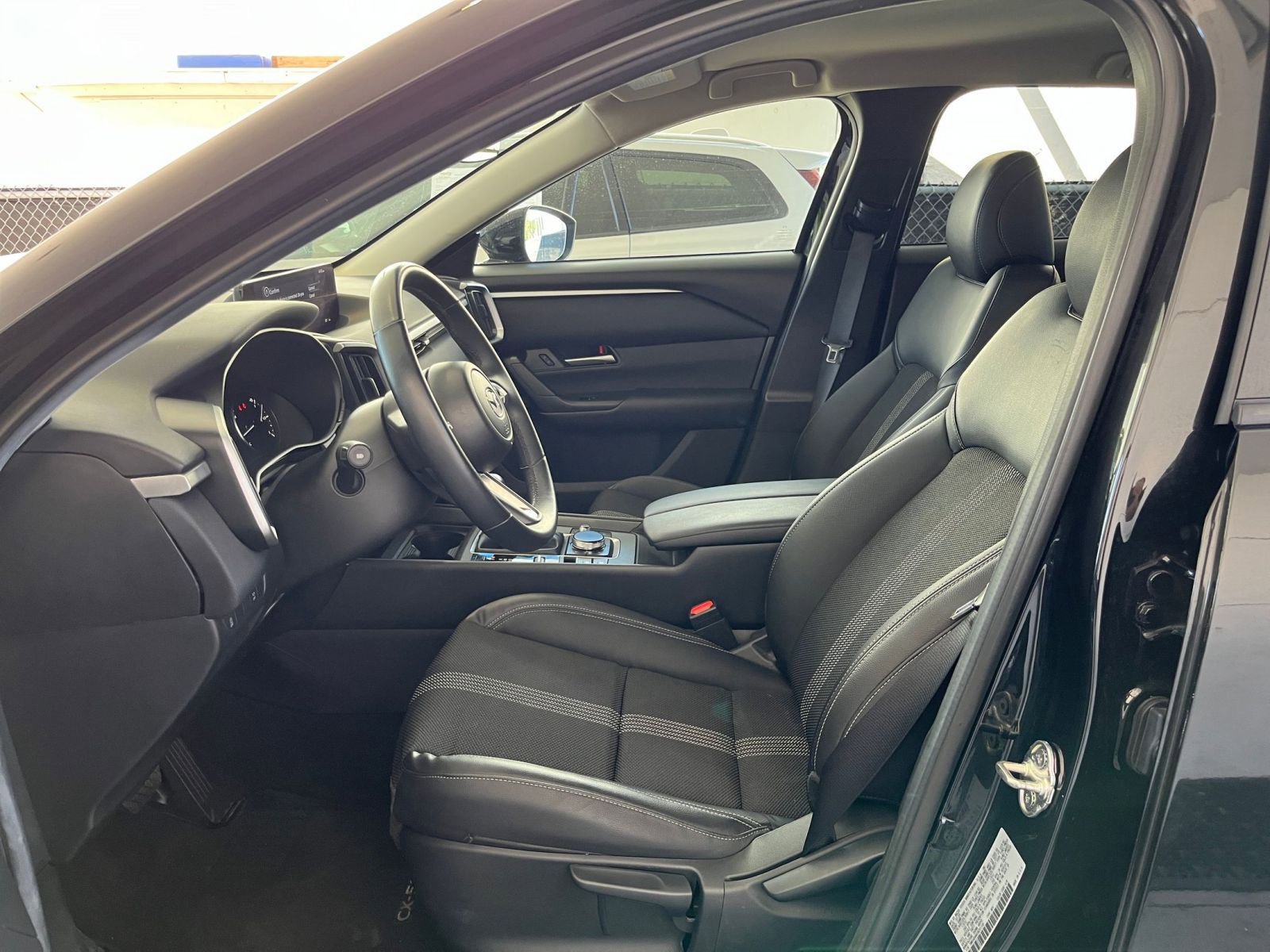 Thumbnail: 2025 Mazda CX-50 - 27