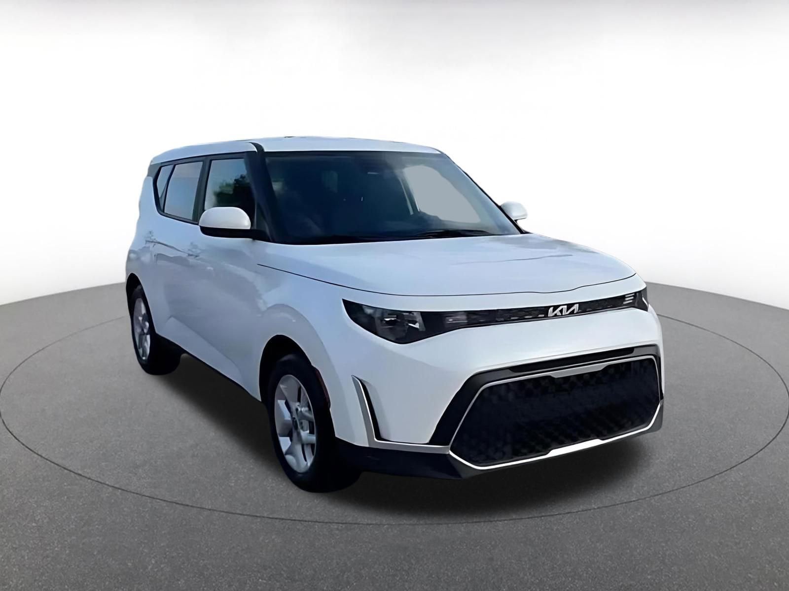 Thumbnail: 2025 Kia Soul - 3