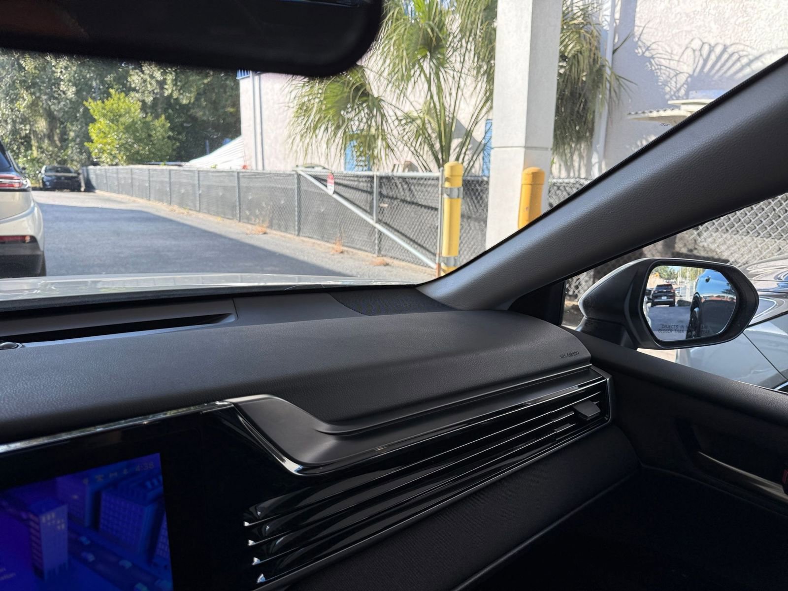 Thumbnail: 2025 Toyota Camry - 35