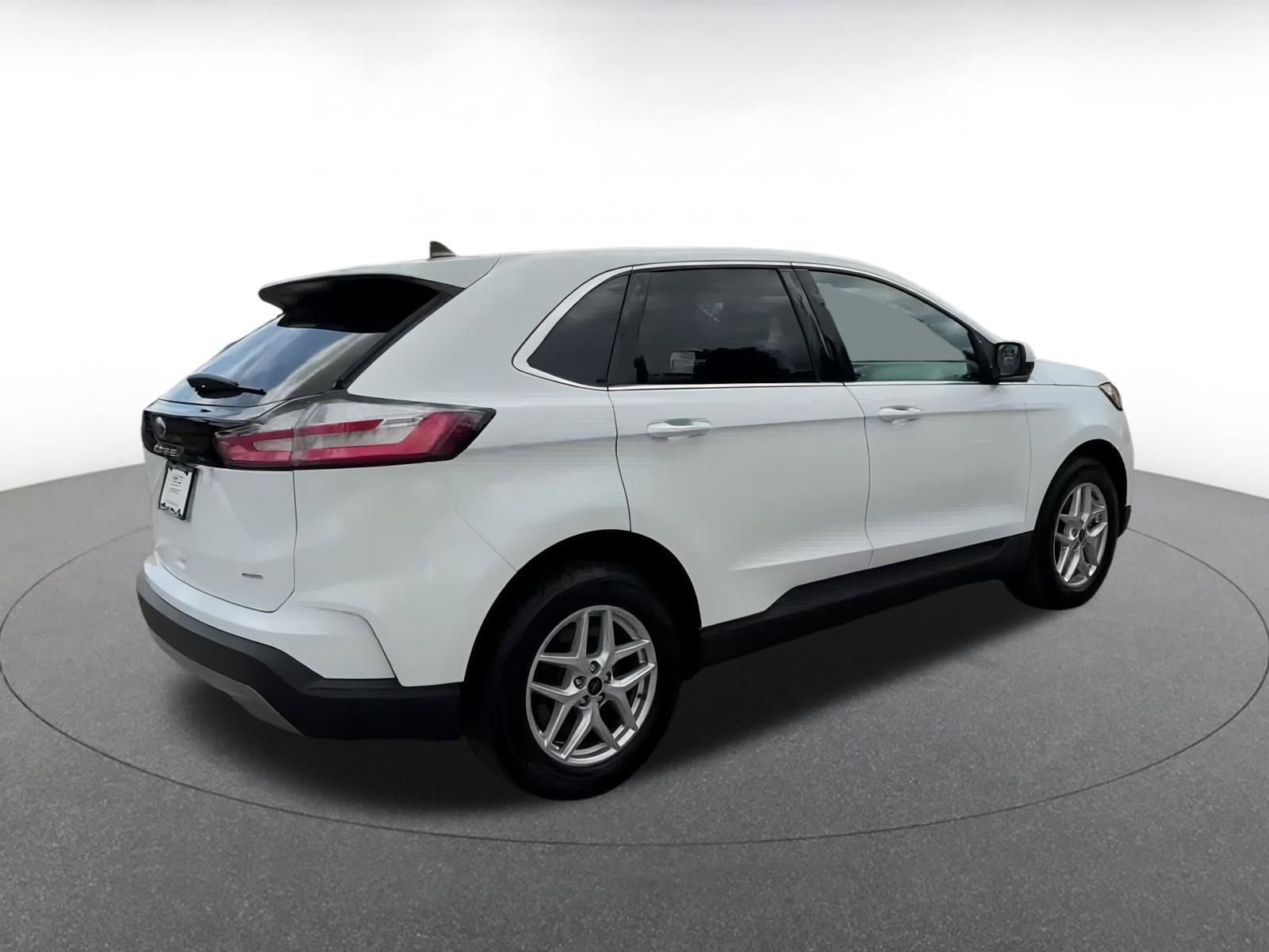 Thumbnail: 2024 Ford Edge - 15