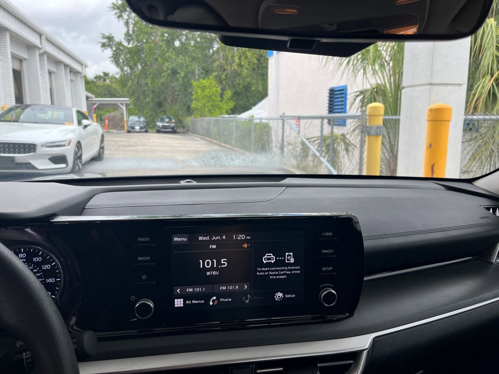 2023 Kia K5 LXS 33