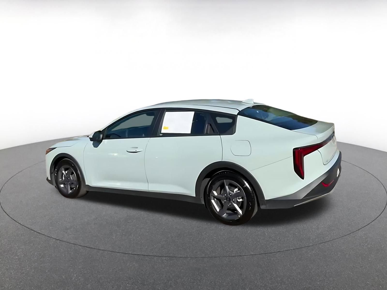 Thumbnail: 2025 Kia K4 - 9