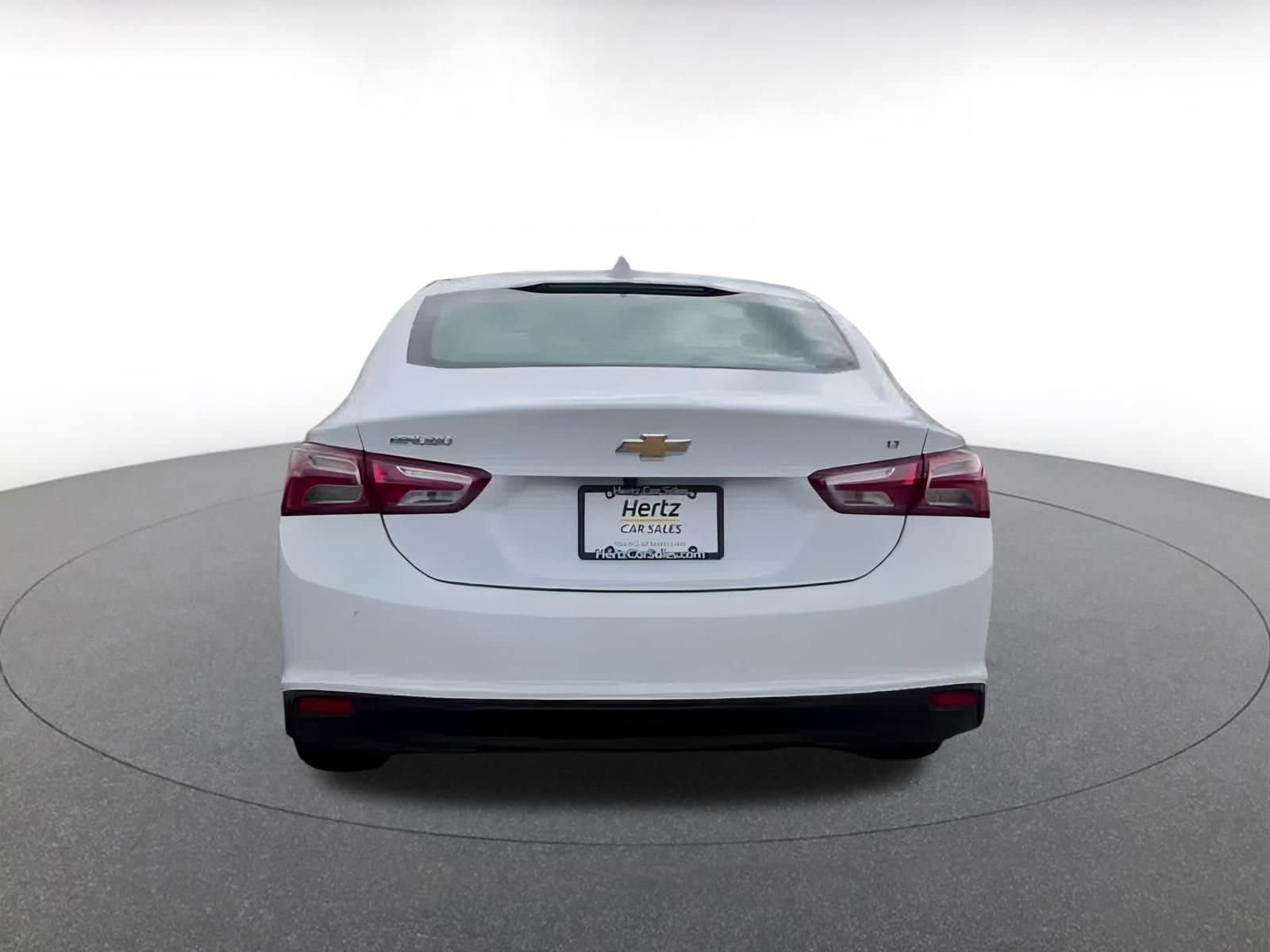 Thumbnail: 2024 Chevrolet Malibu - 11