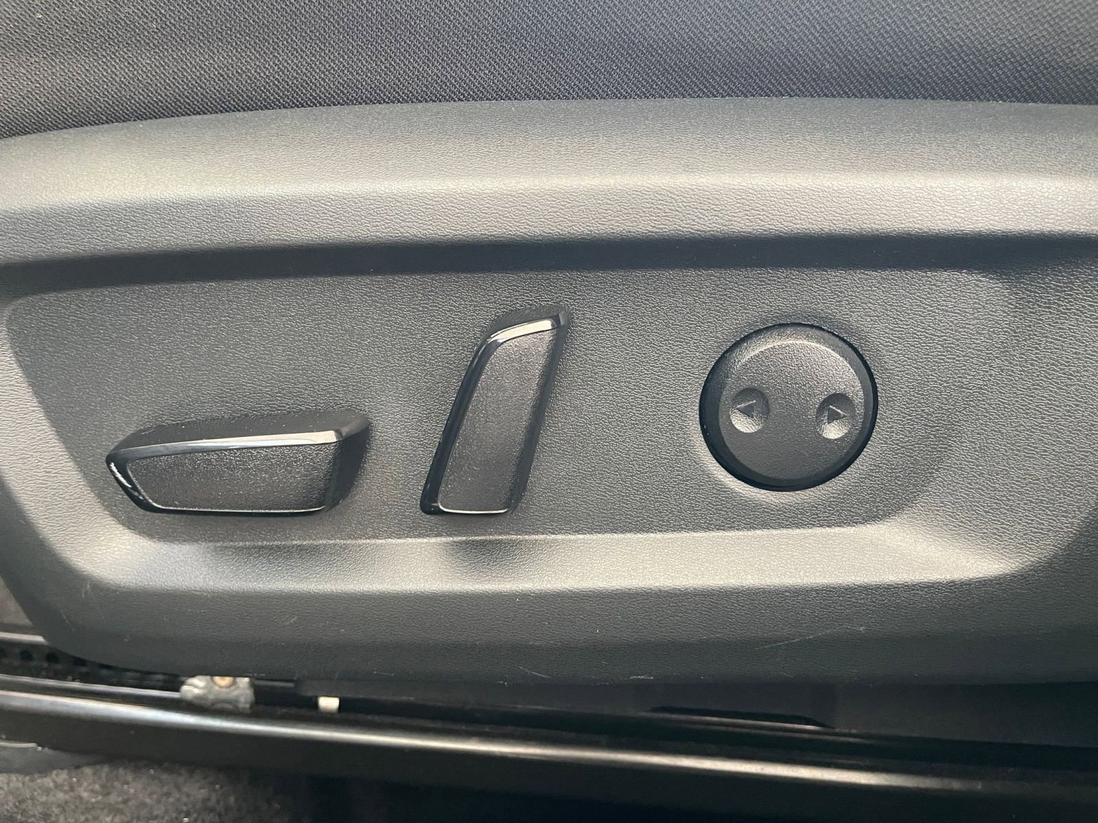 Thumbnail: 2025 Nissan Rogue - 33