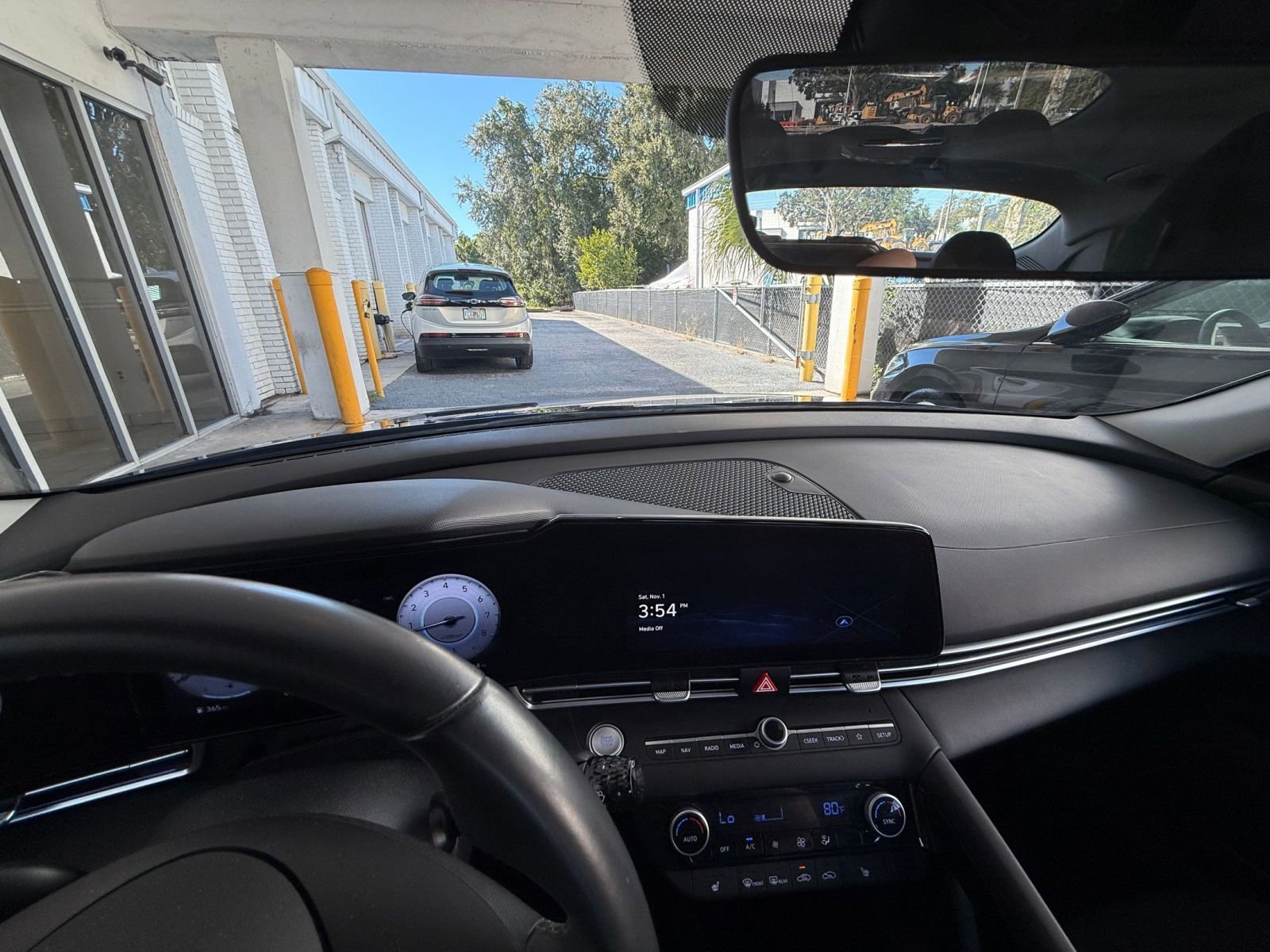 Thumbnail: 2025 Hyundai Elantra - 33