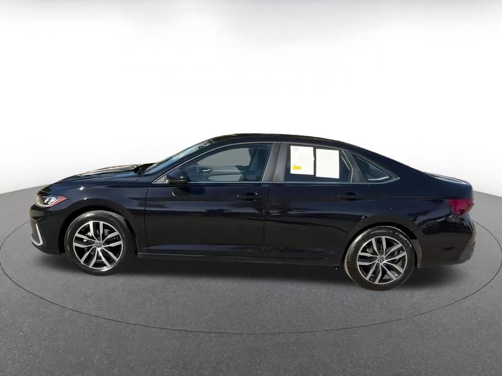 Thumbnail: 2025 Volkswagen Jetta - 7