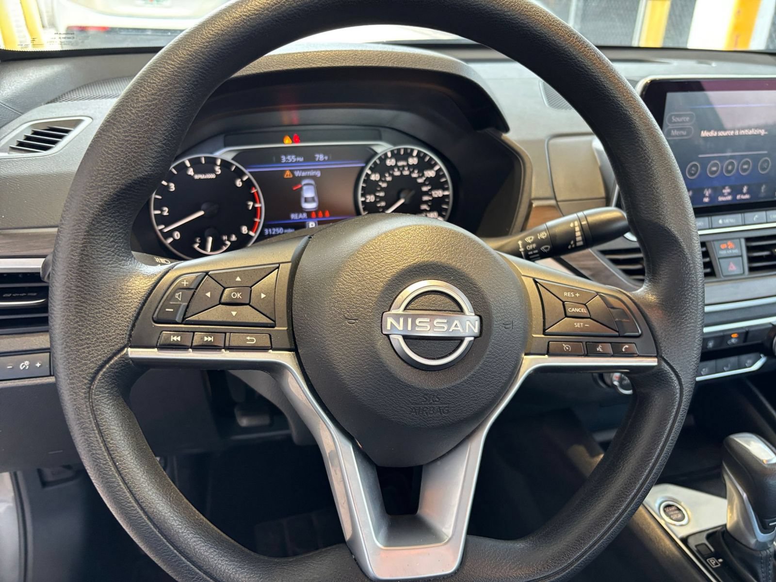 Thumbnail: 2025 Nissan Altima - 28