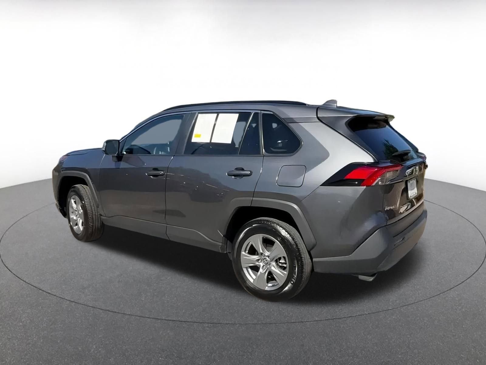 Thumbnail: 2025 Toyota RAV4 - 9