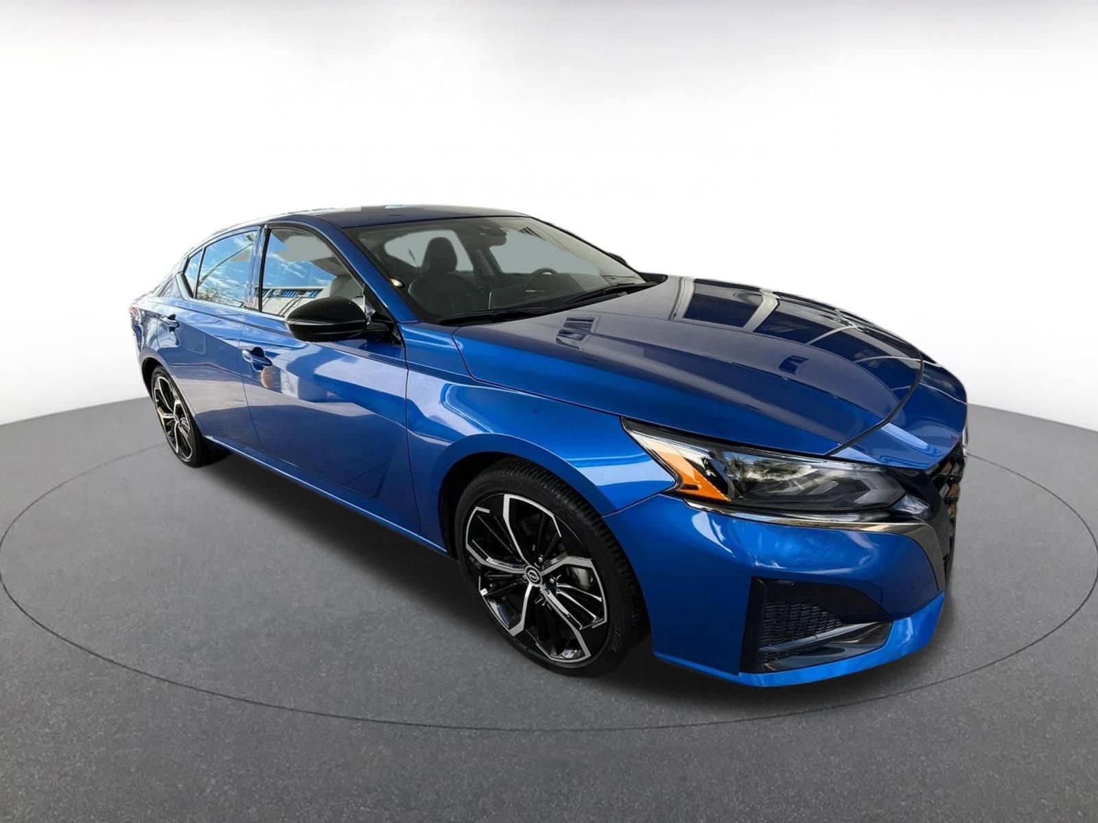 2025 Nissan Altima SR