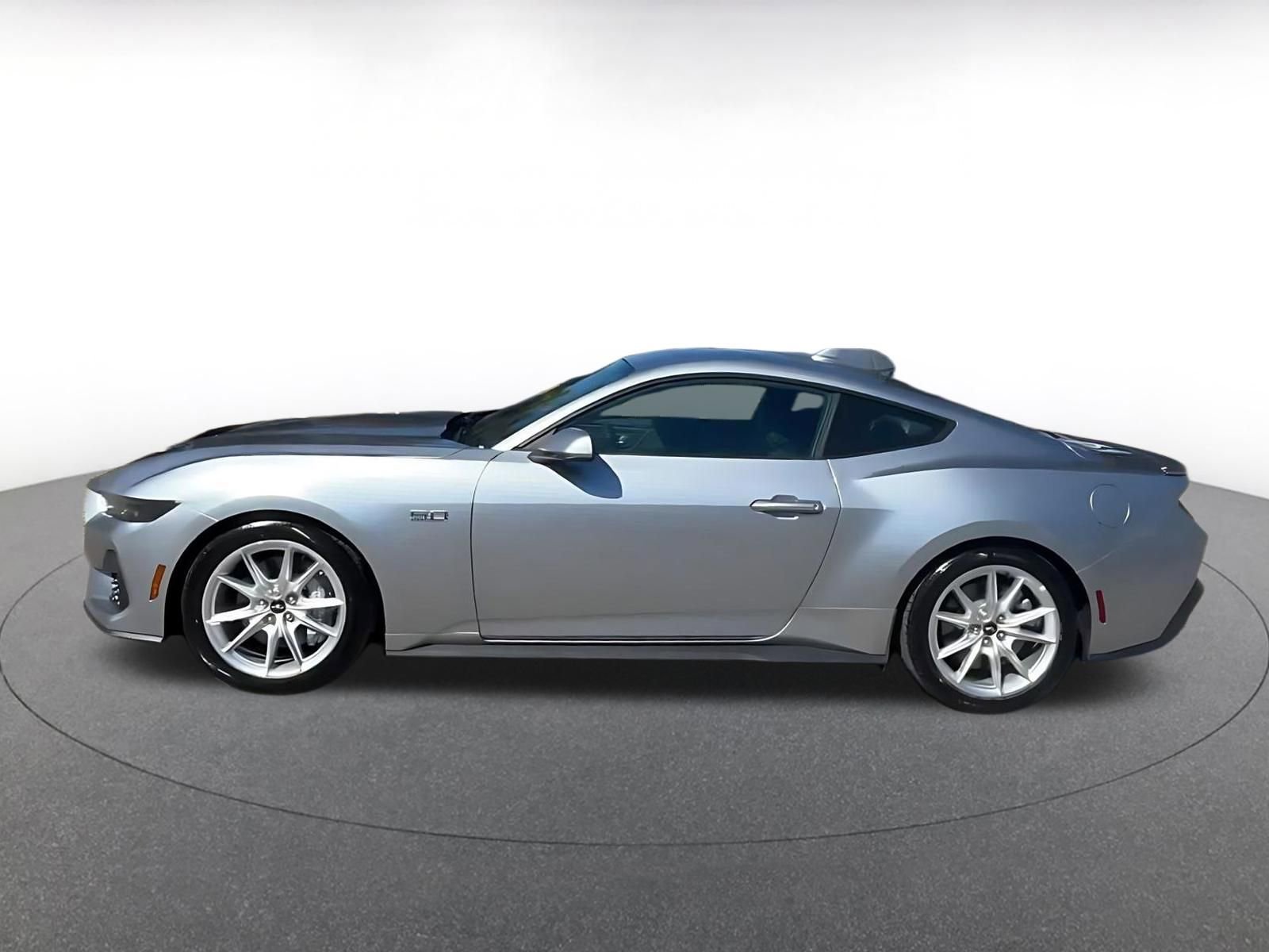 Thumbnail: 2025 Ford Mustang - 9