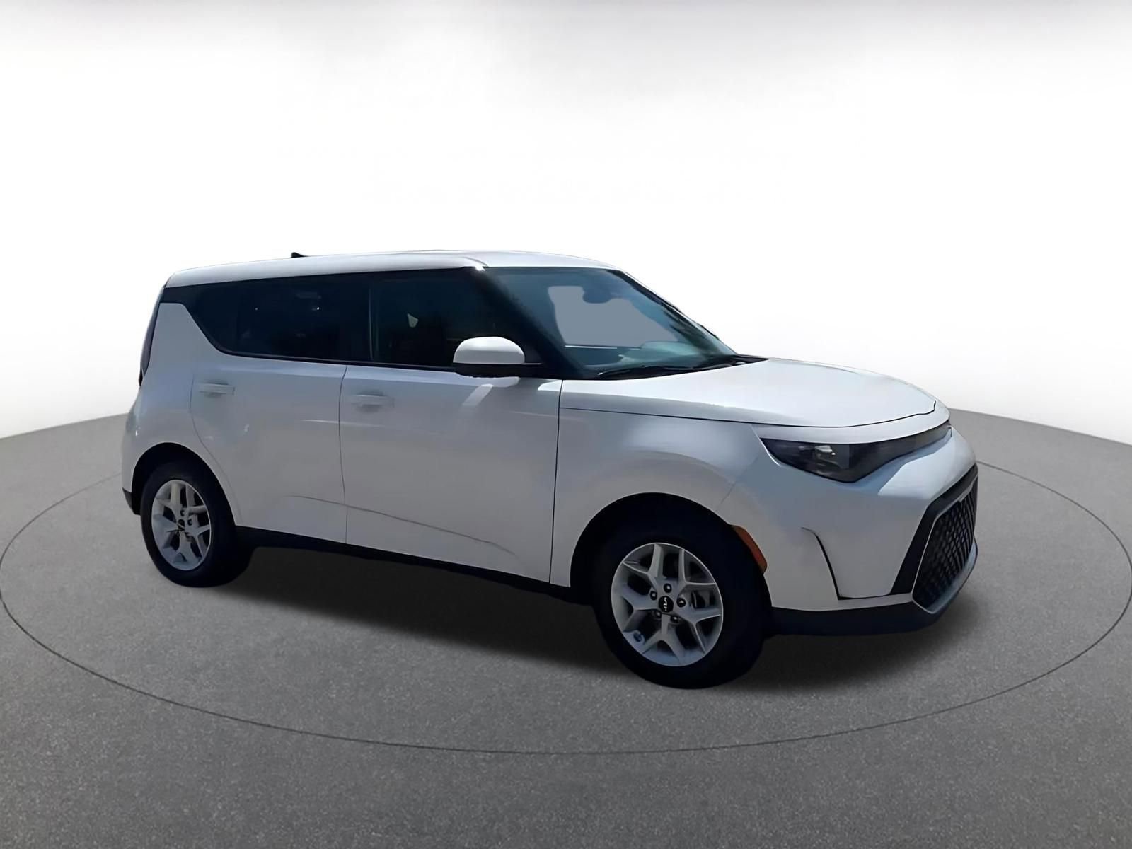 Thumbnail: 2025 Kia Soul - 2
