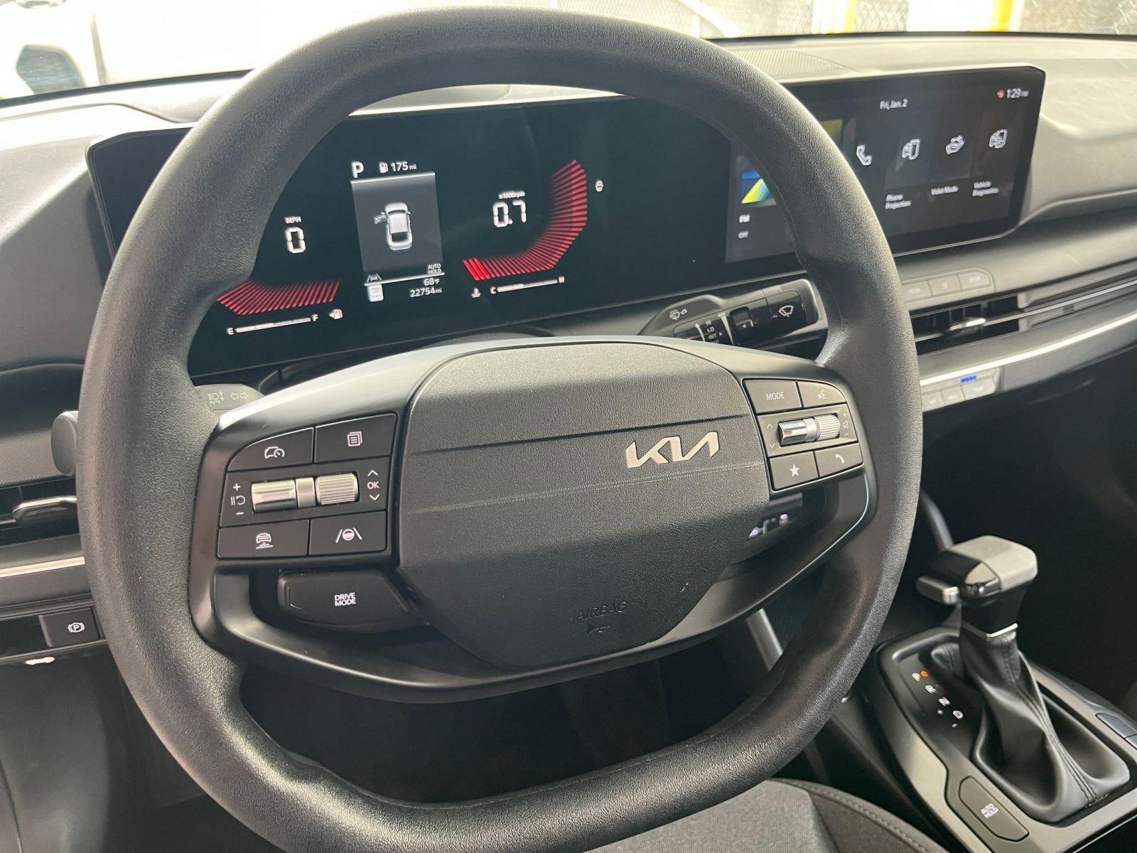 Thumbnail: 2025 Kia K4 - 28