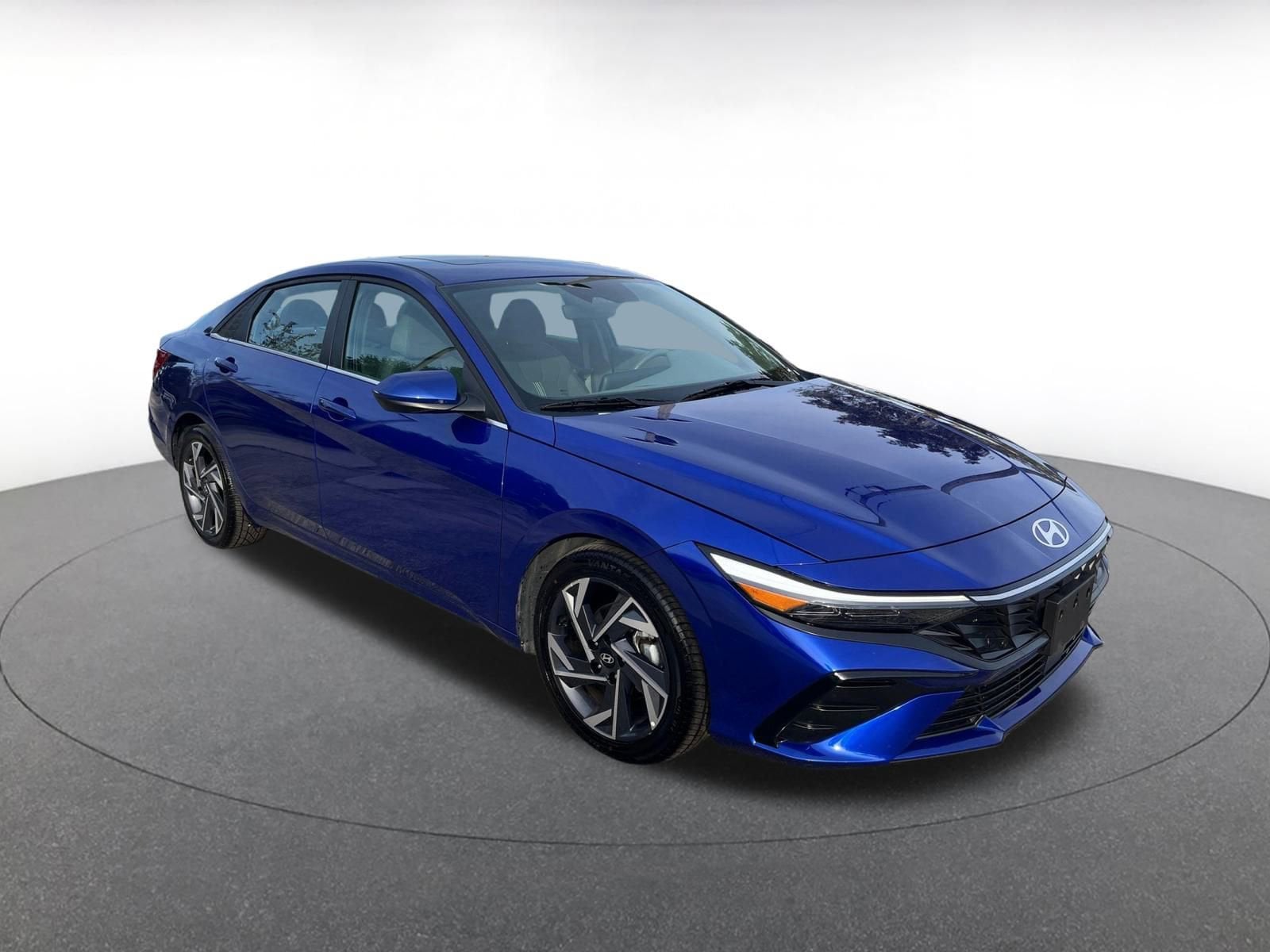 Thumbnail: 2025 Hyundai Elantra - 1