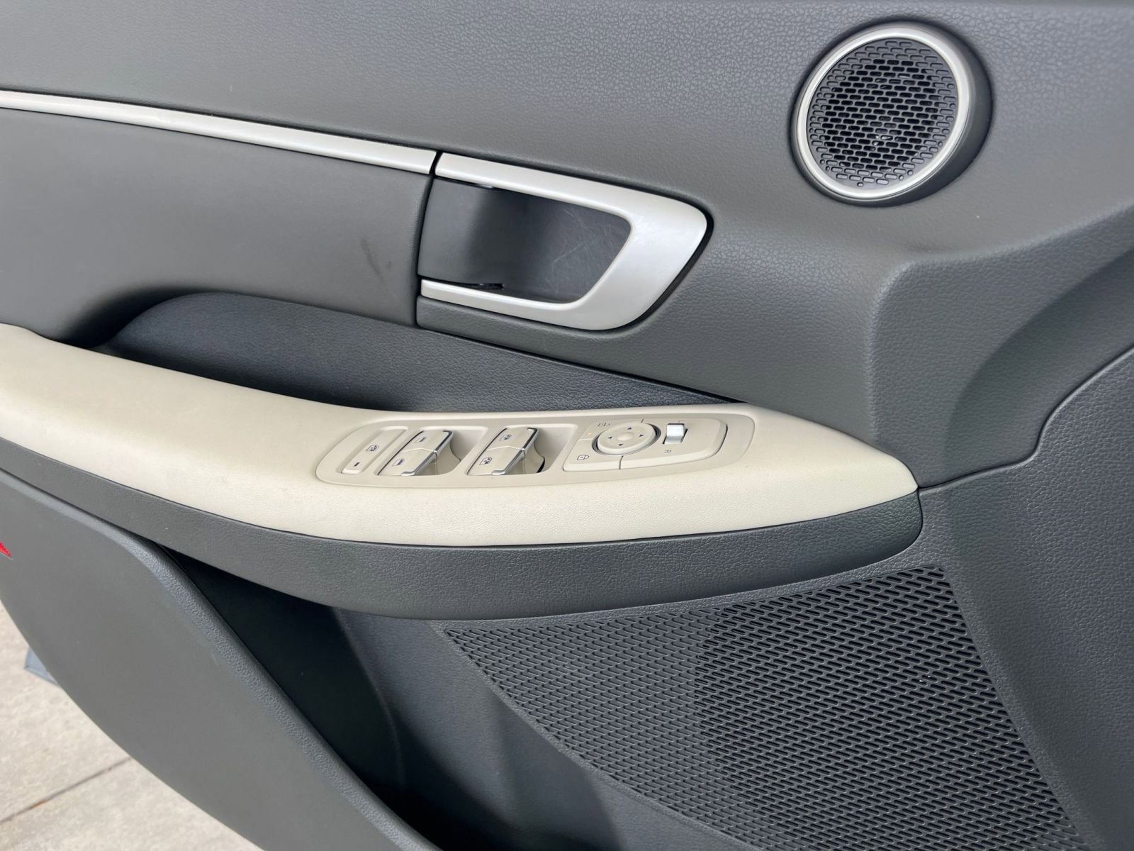 Thumbnail: 2025 Hyundai Sonata - 18