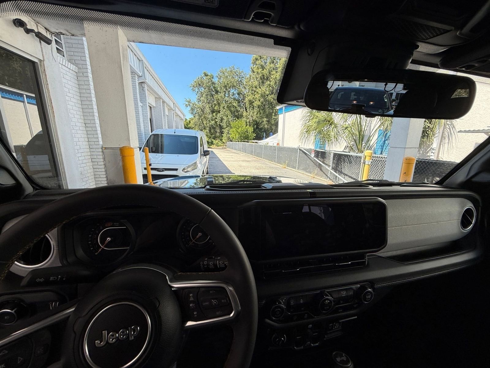 Thumbnail: 2025 Jeep Wrangler - 33