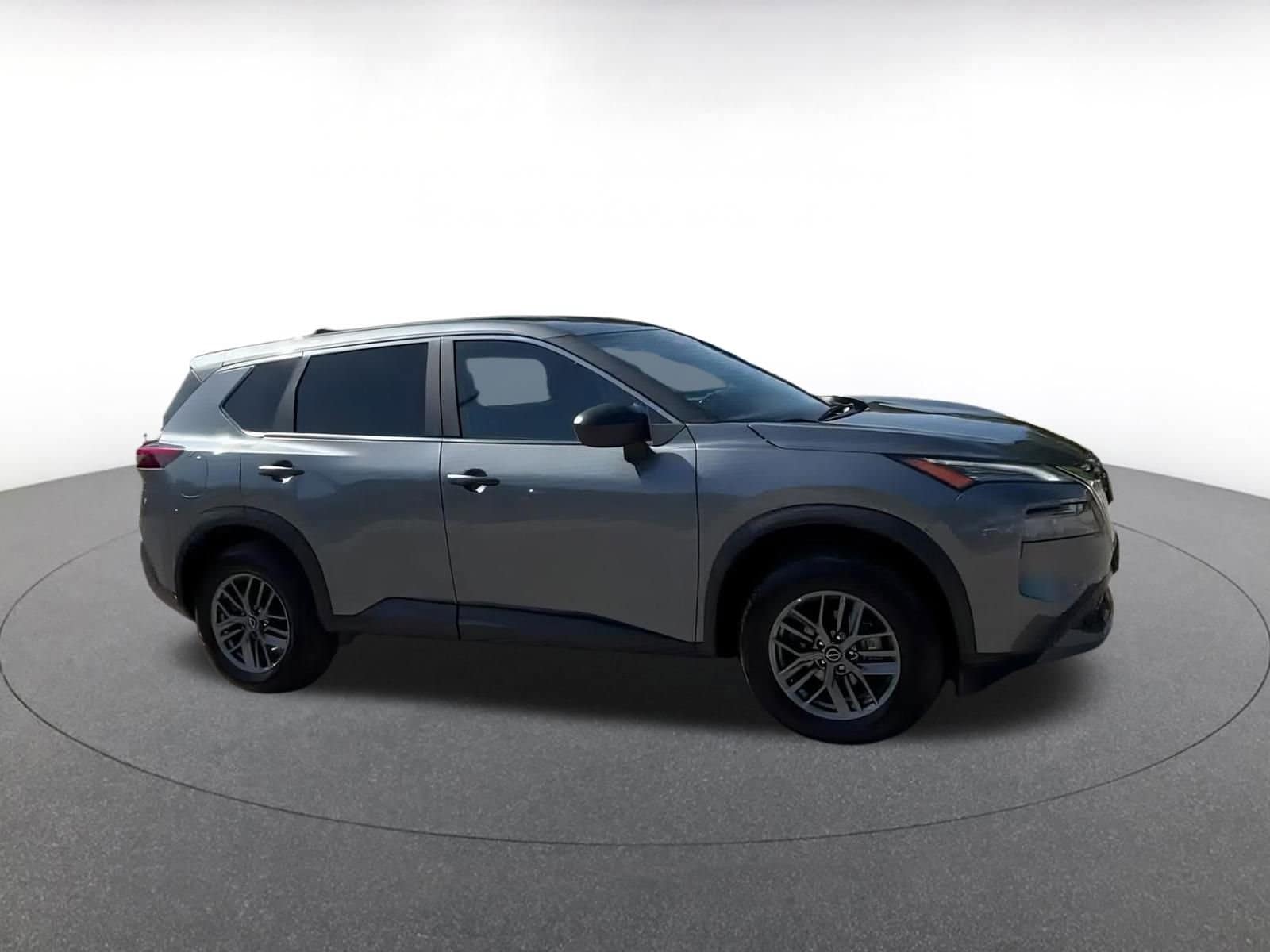 2023 Nissan Rogue S 2