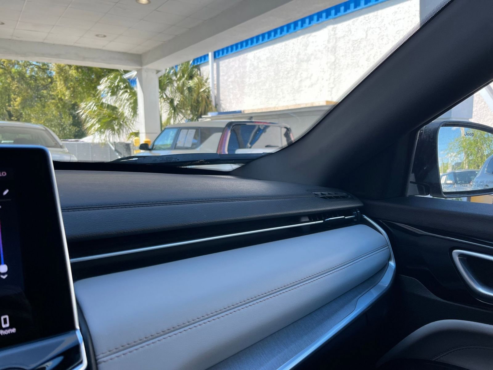 Thumbnail: 2025 Jeep Compass - 35