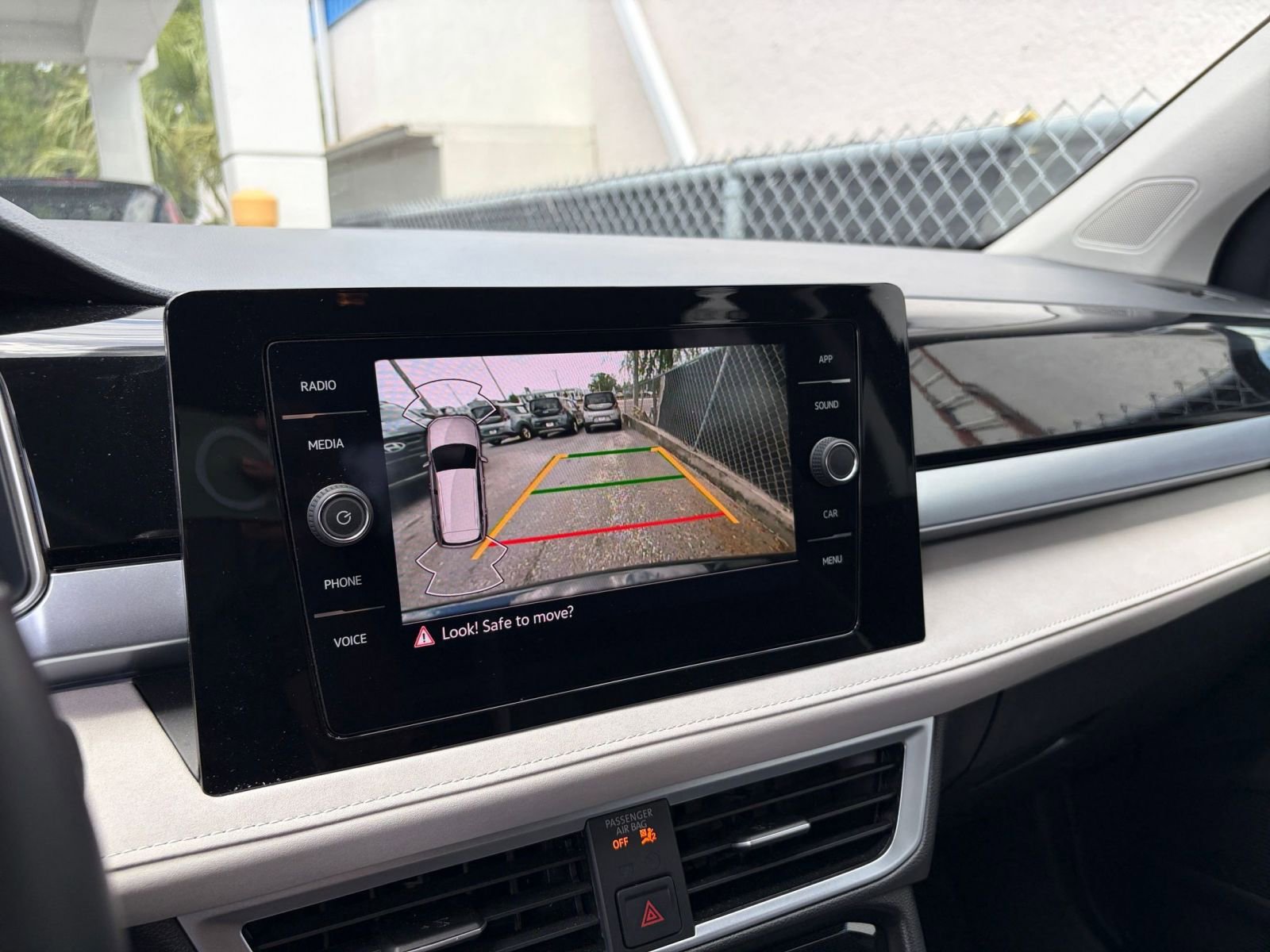 Thumbnail: 2025 Volkswagen Taos - 24