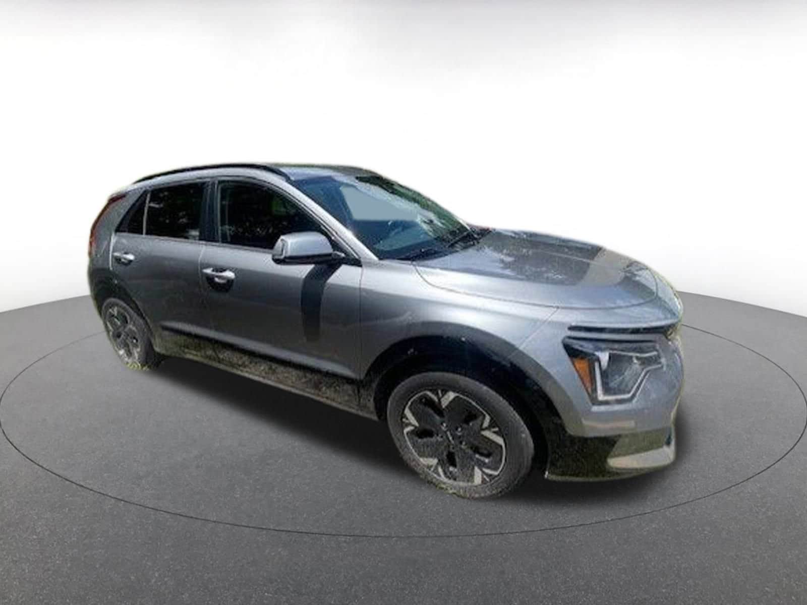 Thumbnail: 2023 Kia Niro - 1