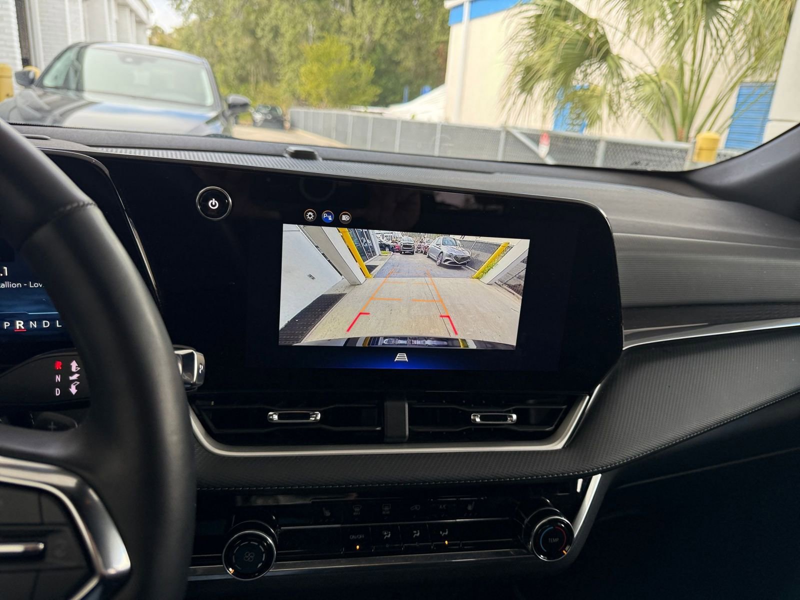 Thumbnail: 2025 Chevrolet Equinox - 17