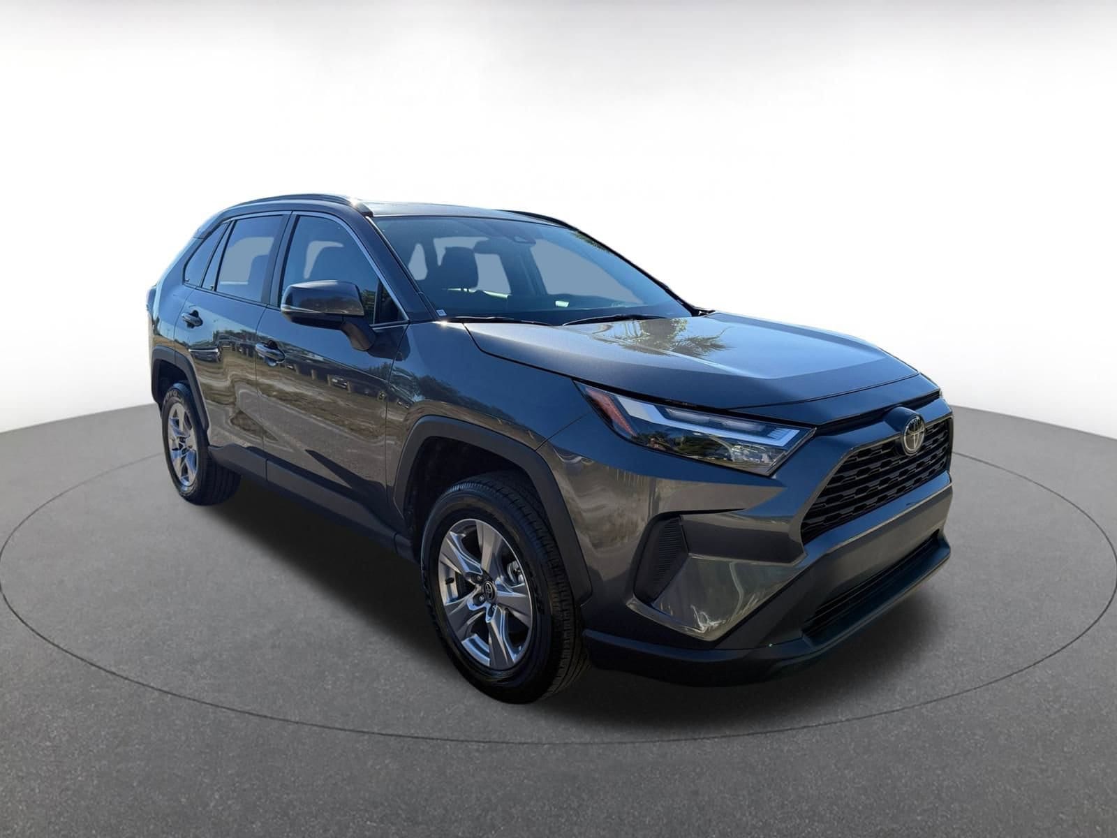Thumbnail: 2025 Toyota RAV4 - 1