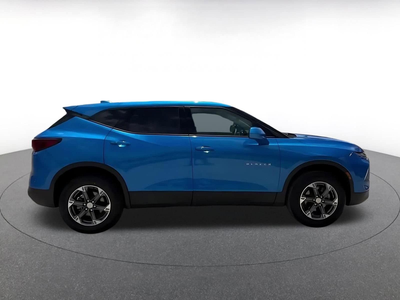 Thumbnail: 2025 Chevrolet Blazer - 16