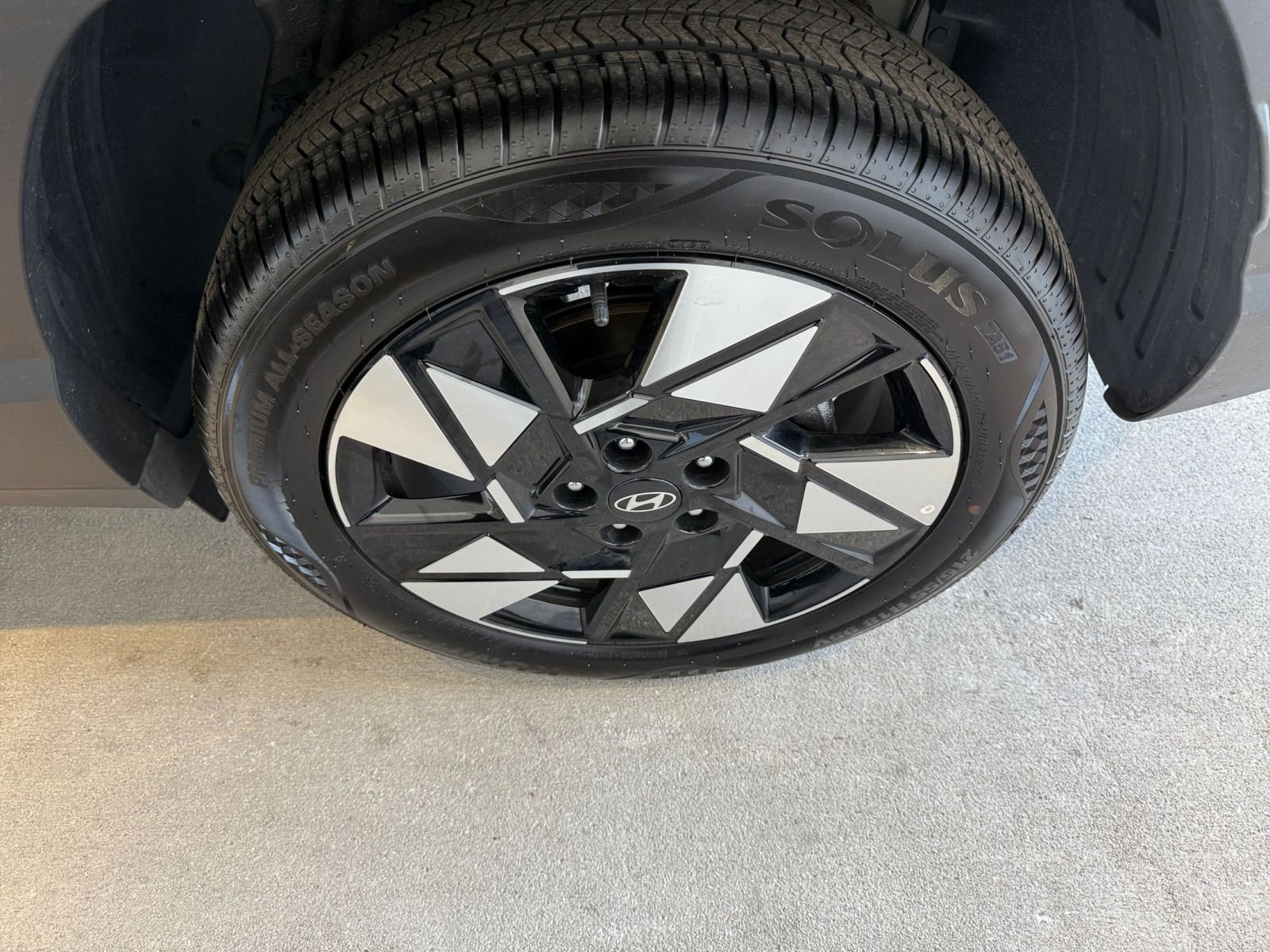 Thumbnail: 2025 Hyundai Kona - 30