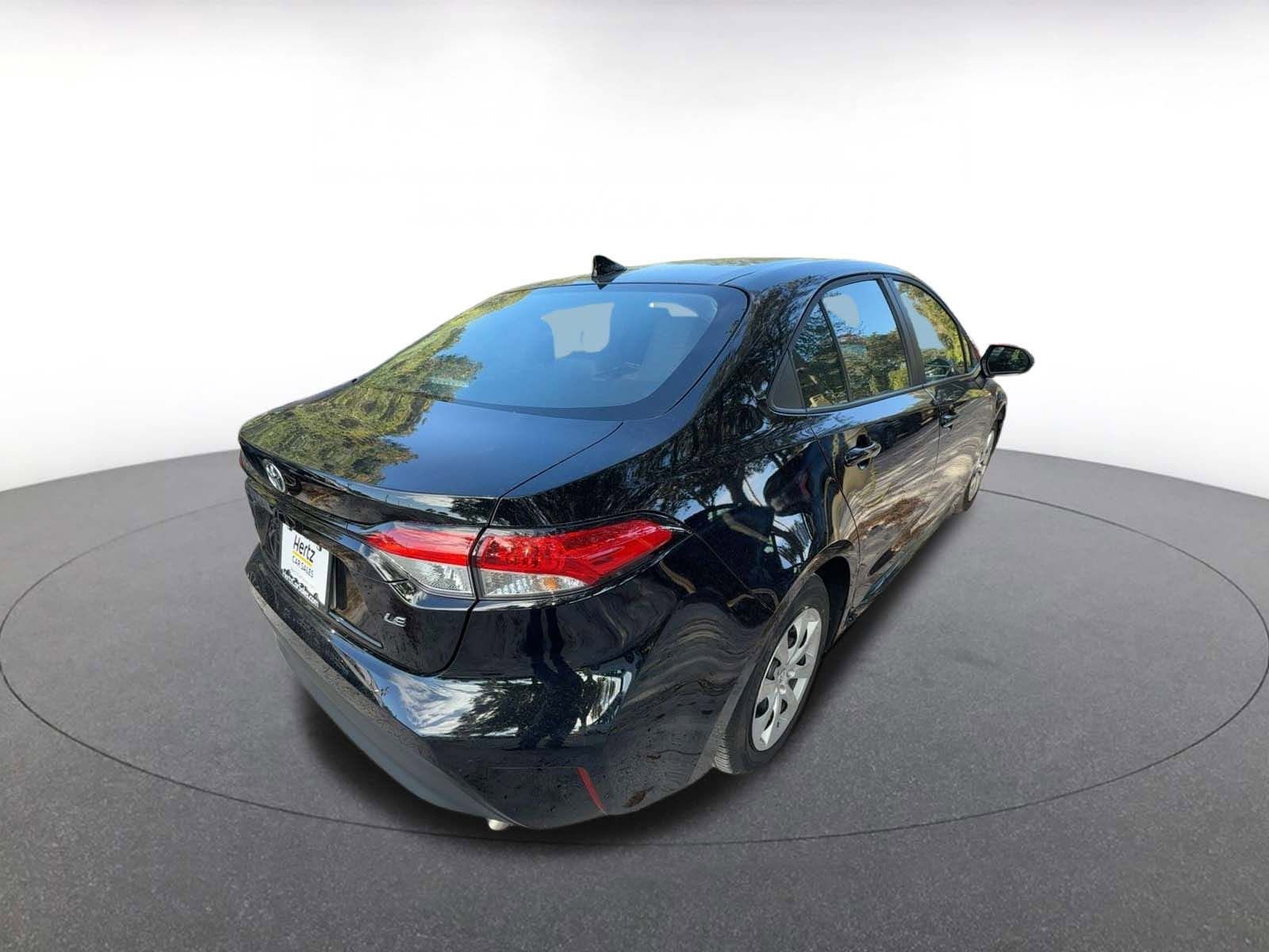 Thumbnail: 2025 Toyota Corolla - 8