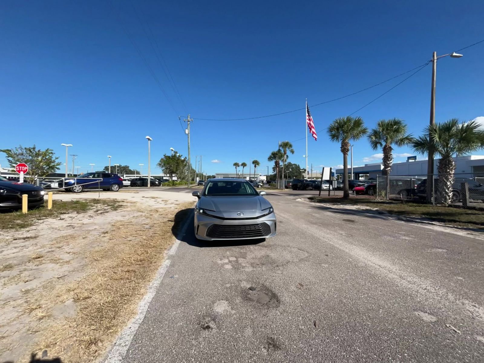 Thumbnail: 2025 Toyota Camry - 16