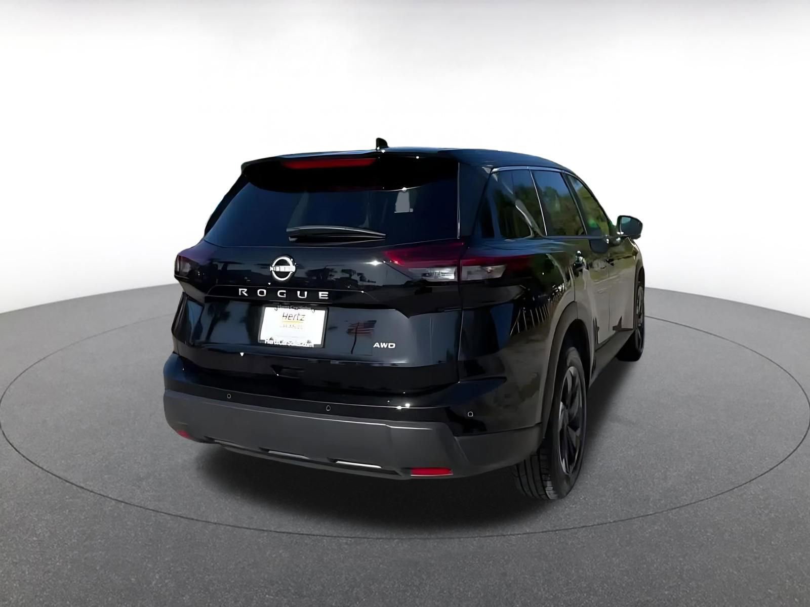 Thumbnail: 2025 Nissan Rogue - 15