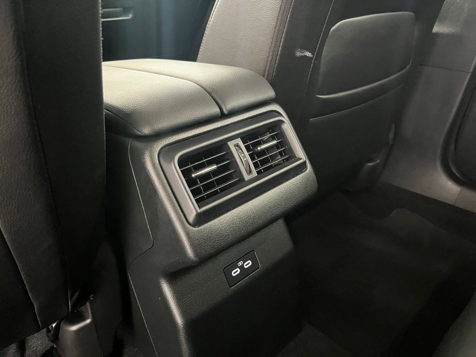 Thumbnail: 2025 Mazda CX-50 - 24