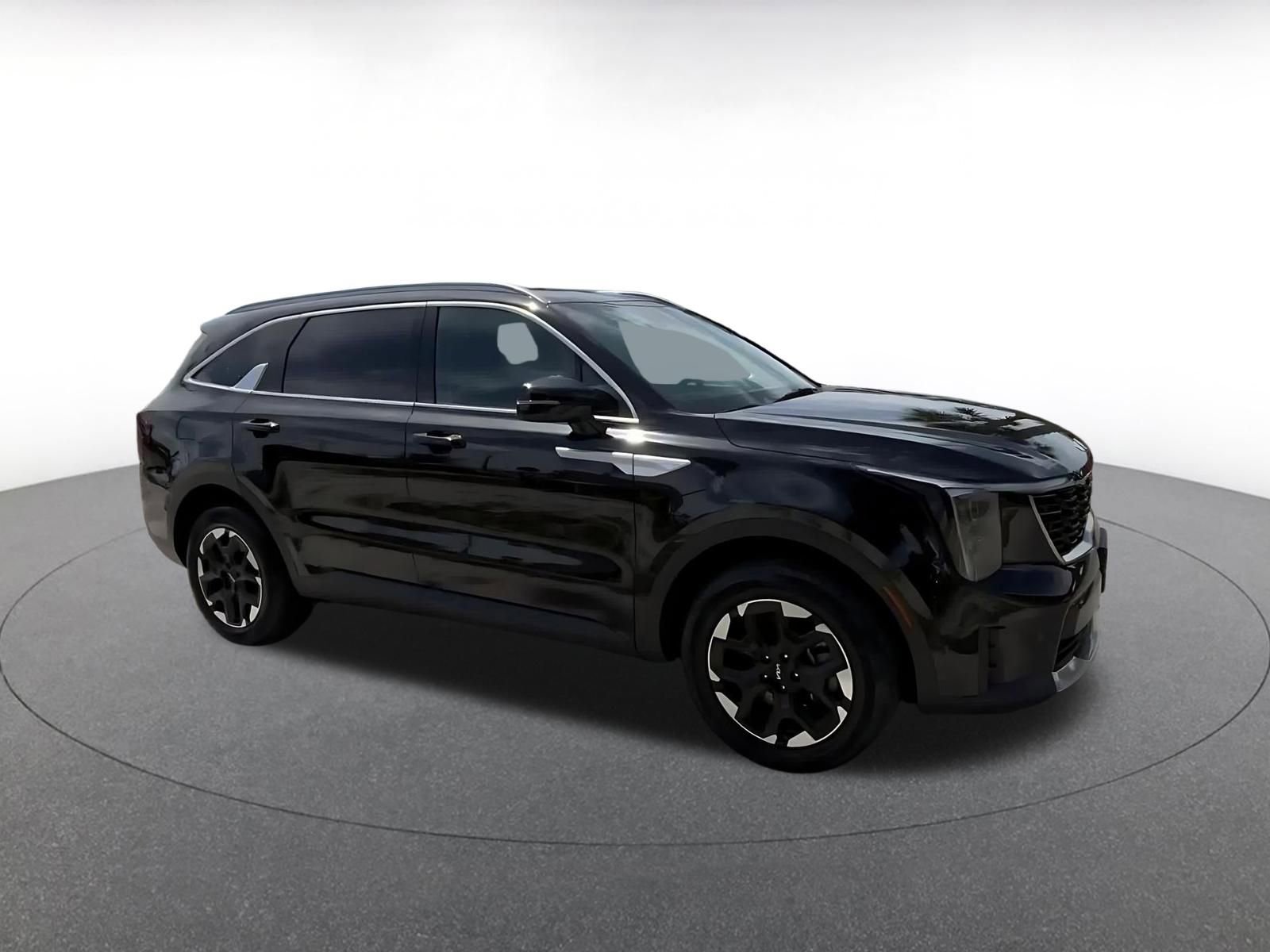Thumbnail: 2024 Kia Sorento - 2