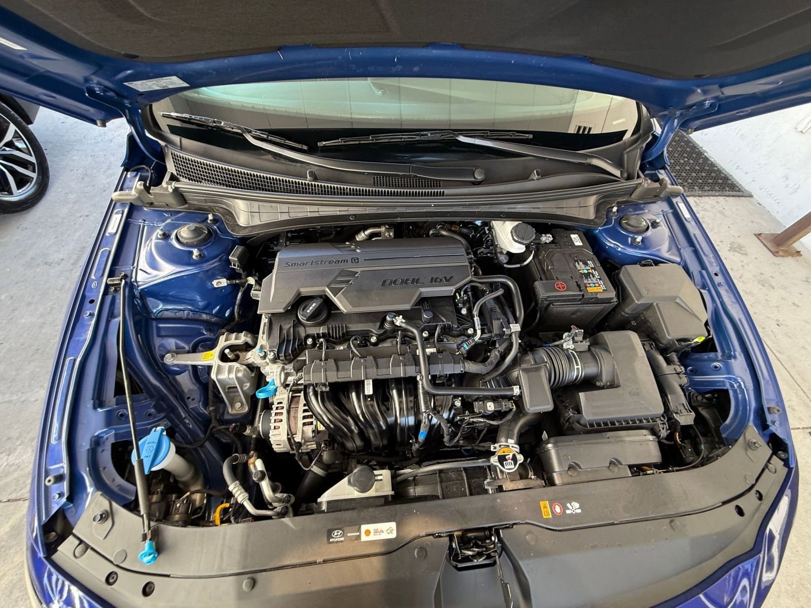 Thumbnail: 2025 Hyundai Elantra - 32