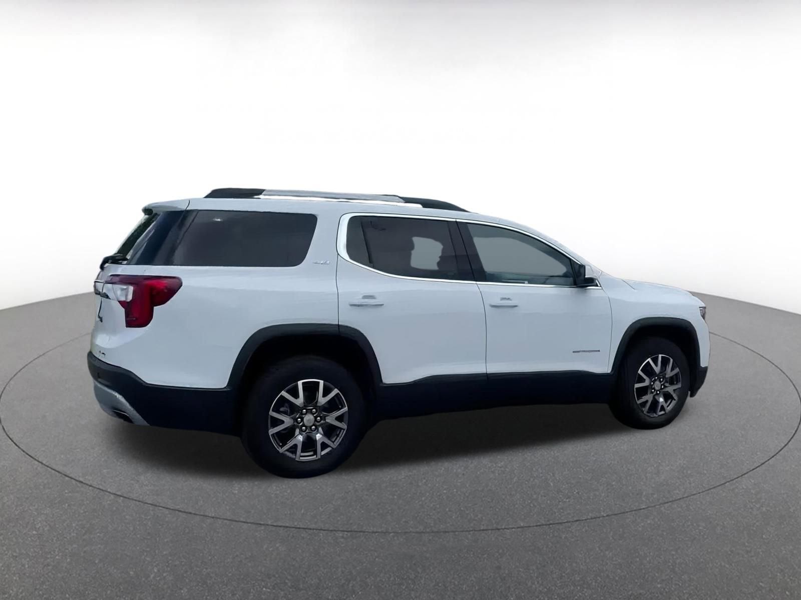 Thumbnail: 2023 GMC Acadia - 13