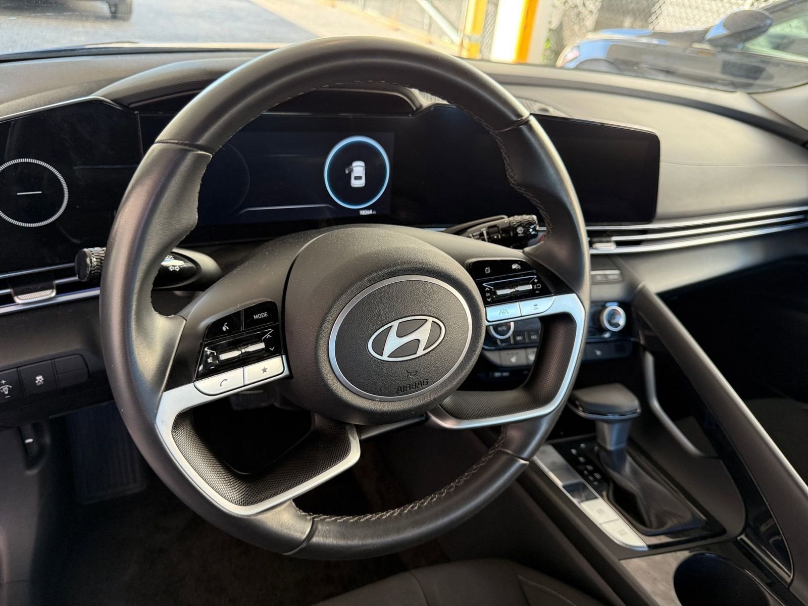 Thumbnail: 2025 Hyundai Elantra - 28