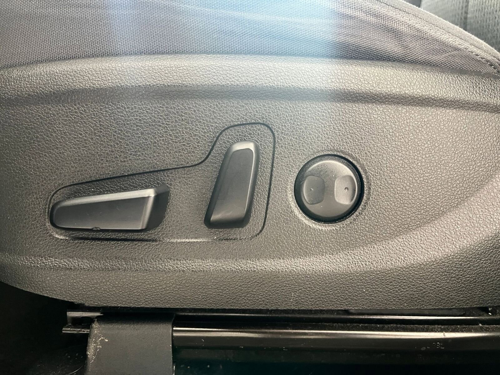 Thumbnail: 2023 Hyundai Santa Fe - 23