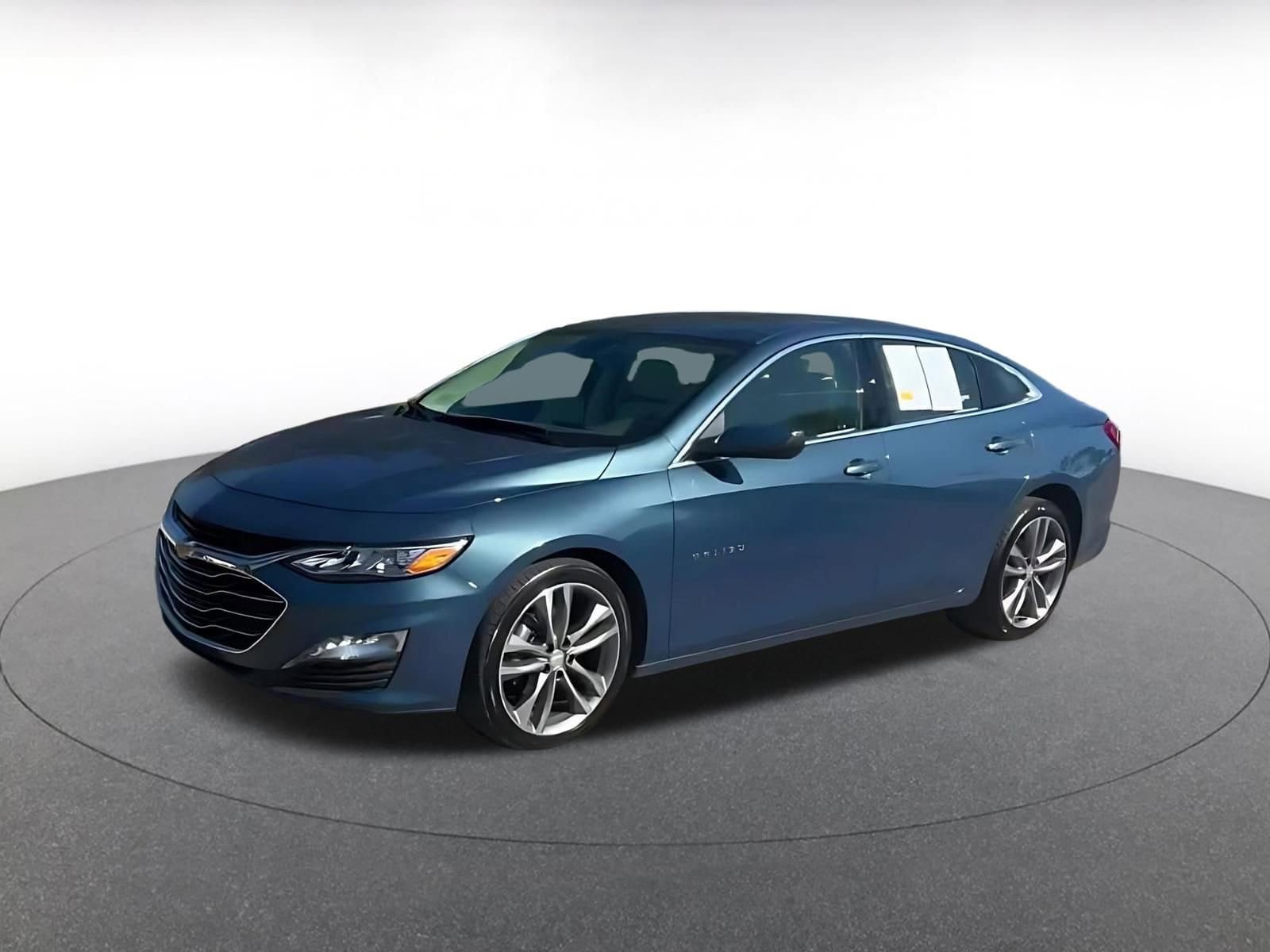 Thumbnail: 2024 Chevrolet Malibu - 8