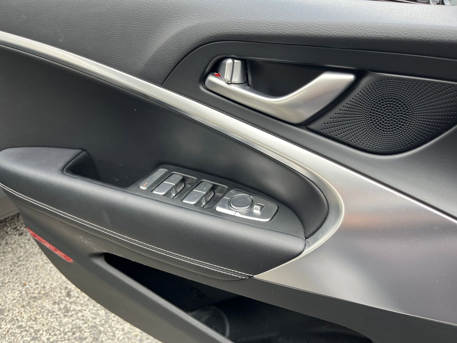 Thumbnail: 2025 Genesis G70 - 20