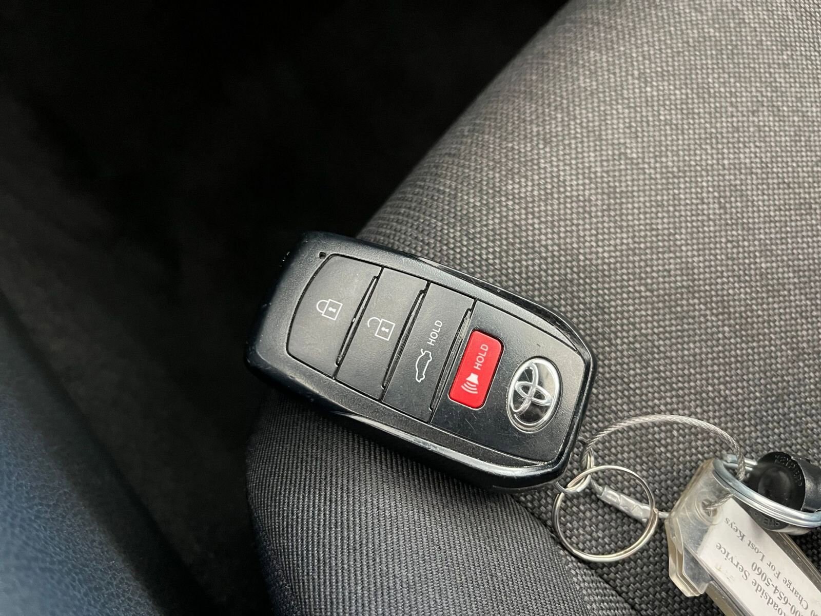 Thumbnail: 2025 Toyota Camry - 22