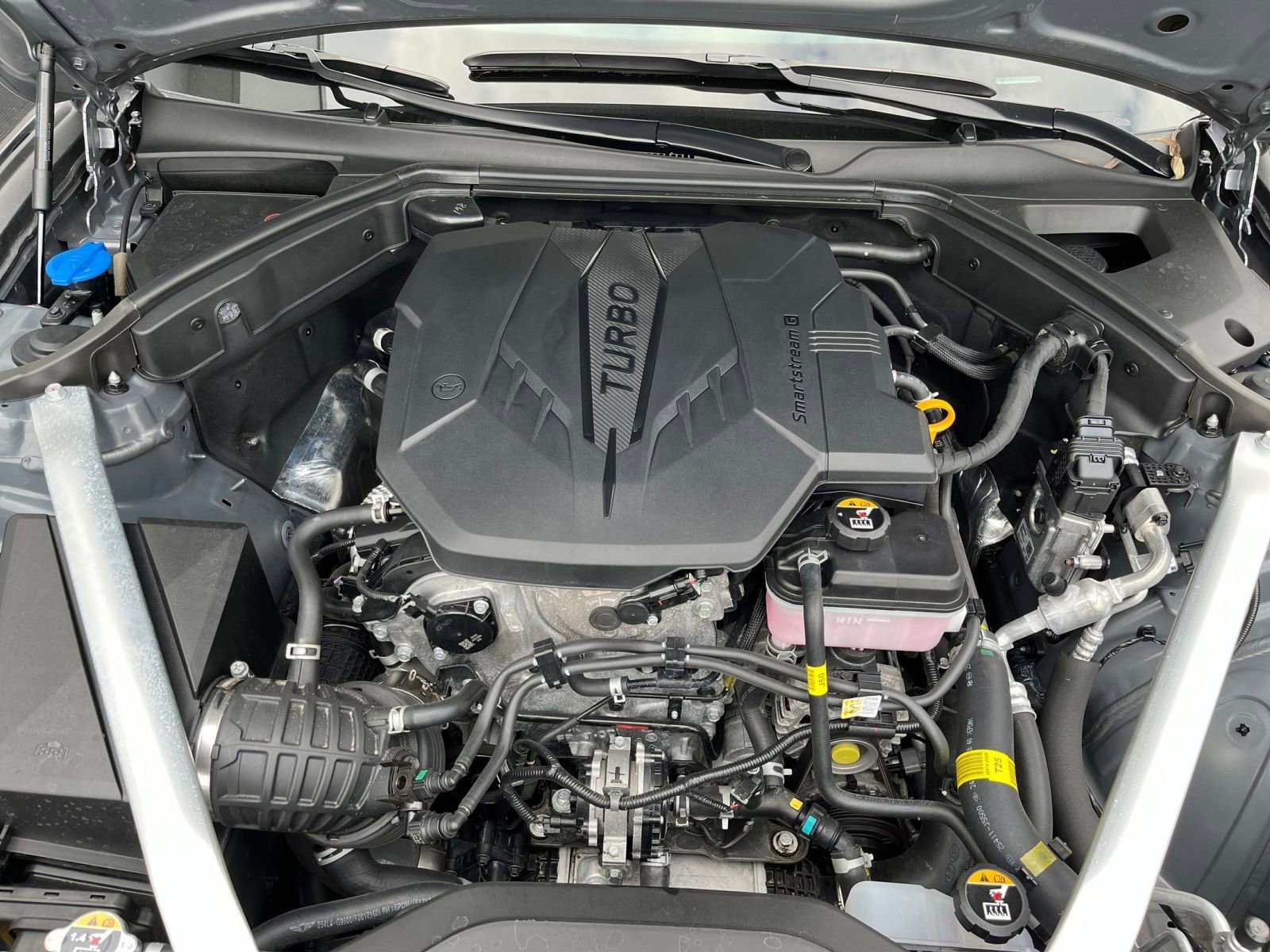 Thumbnail: 2025 Genesis G70 - 32